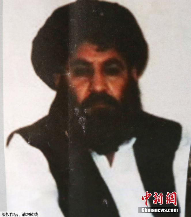 塔利班最高领导人遭空袭现场曝光