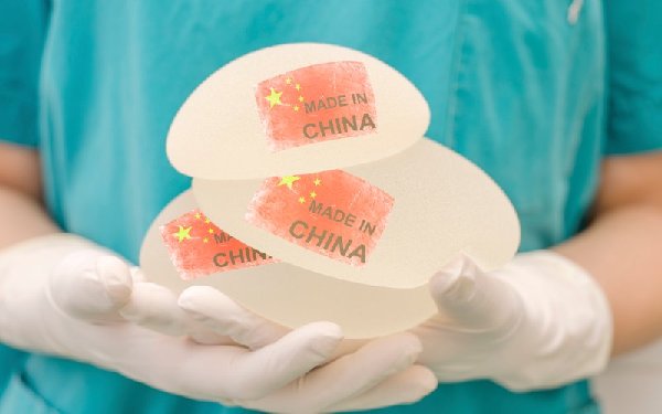 中国制造隆胸硅胶未达标 16名美国女子状告