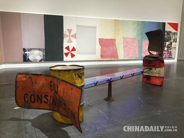 劳森伯格30年后“重返”北京 《四分之一英里画作》首次在华展出