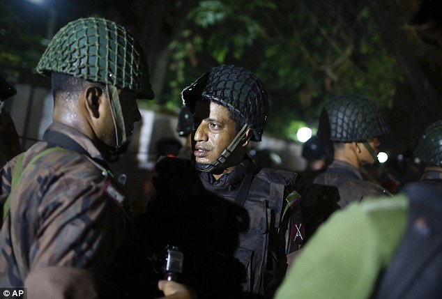 孟加拉使馆区餐厅遭劫持 约20人成人质（组图）