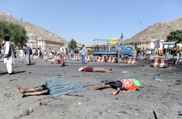 伊斯兰国炸阿富汗首都致61人死亡
