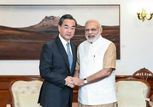 印度总理莫迪会见王毅