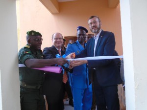 欧盟和法国援建几内亚3座传染病防控中心