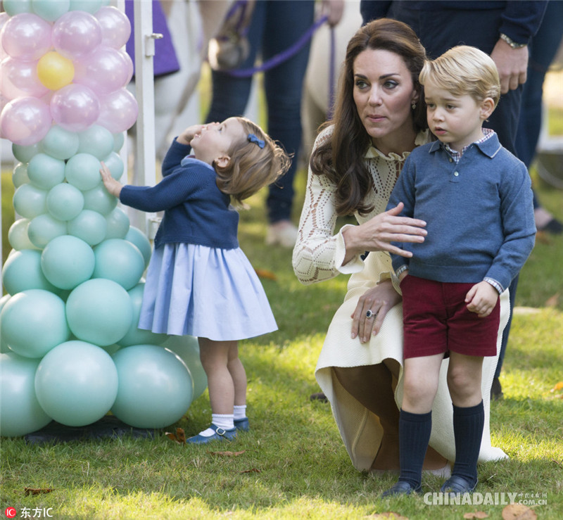 英国威廉王子夫妇访问加拿大 小王子小公主亮相儿童茶话会