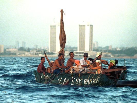 卸任临近 奥巴马突然终结半世纪对古巴移民特殊政策