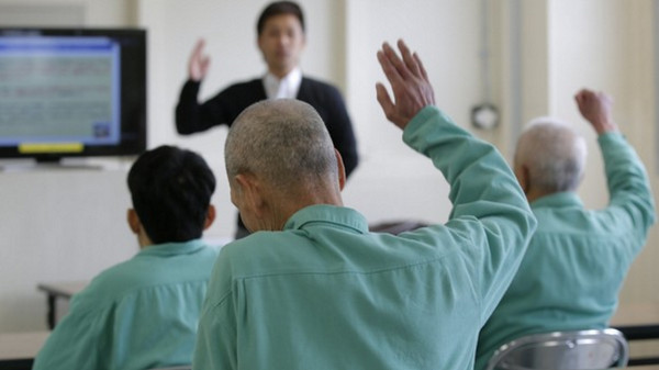 日本老年犯罪率飙升 七成“留恋”监狱生活