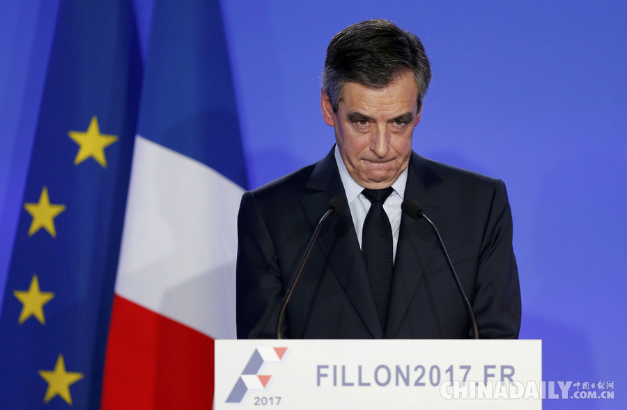 法国总统候选人菲永就“空饷门”事件道歉 但绝不退选