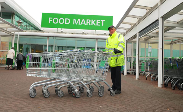 英国最年长的超市员工：91岁也不会退休
