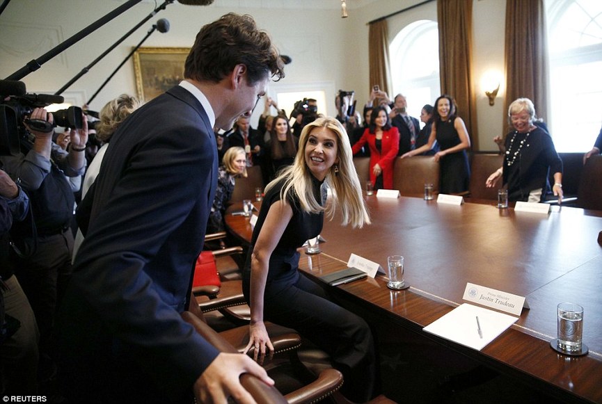 又多“迷妹”一枚？加拿大总理“圈粉”美国第一千金