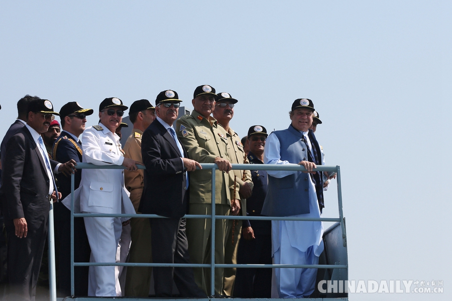 “和平-17”多国海上联合军演闭幕 中国海军亮相