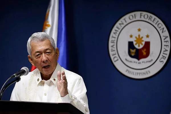 菲律宾外长：菲律宾对南海争议岛屿并不拥有所有权