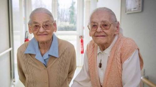 97岁姐妹同生同死 双胞胎相伴近百年