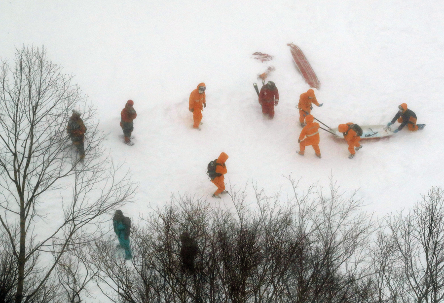 日本滑雪场发生雪崩 致8人死亡40人受伤