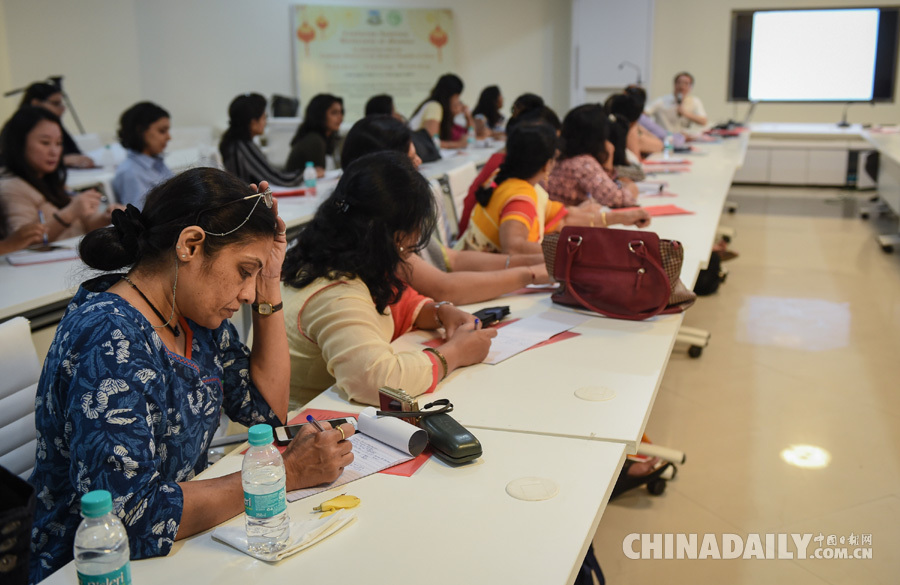 组图：汉语教师培训工作坊走进孟买大学孔子学院