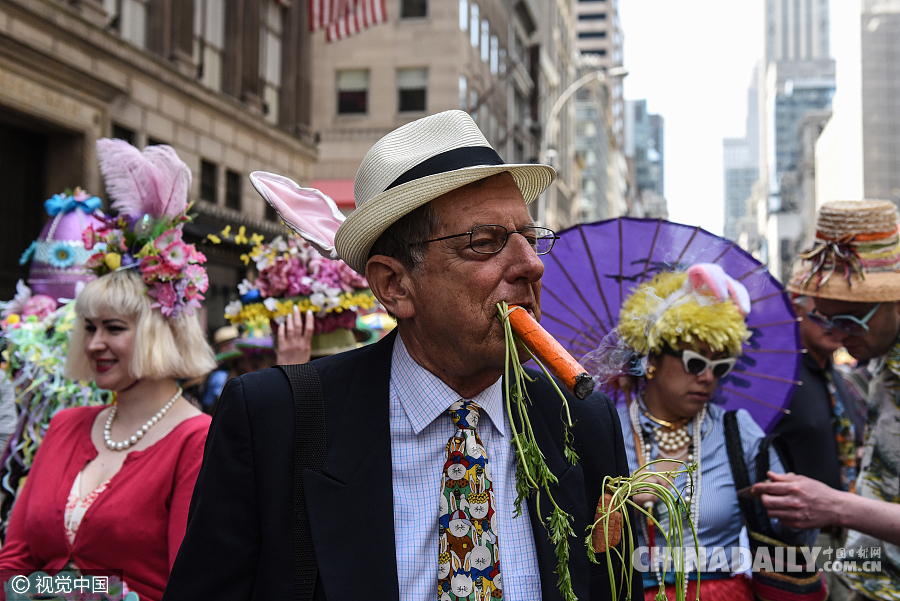 纽约复活节帽子大游行 造型各异精彩纷呈
