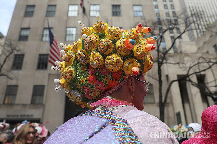 纽约复活节帽子大游行 造型各异精彩纷呈