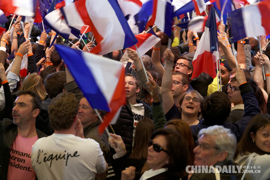 法国大选首轮投票结果出炉：马克龙和勒庞将角逐总统