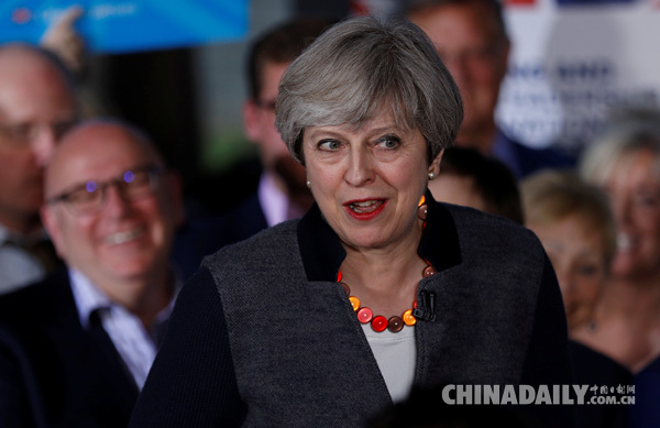 英国首相回应质疑：将在“脱欧”谈判中做极难对付的女性