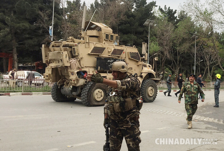 阿富汗首都遭遇汽车炸弹袭击 致33人死伤