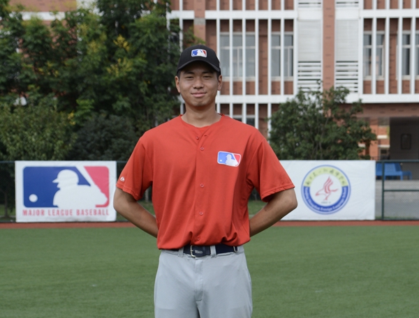中国棒球少年宫海成正式签约MLB美职棒大联盟匹兹堡海盗队