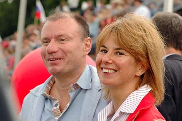 俄巨富妻子起诉离婚索要1034亿元天价“分手费” 创史上最高纪录