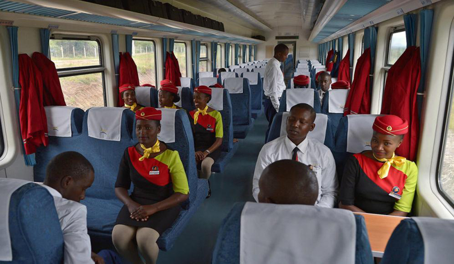 中国承建肯尼亚蒙内铁路5月31日正式通车