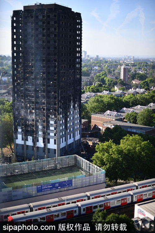 伦敦公寓大楼火灾 高清图片