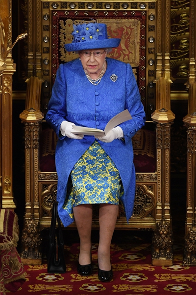 英国女王讲话未提特朗普访英 这次国事访问要等到2019年？