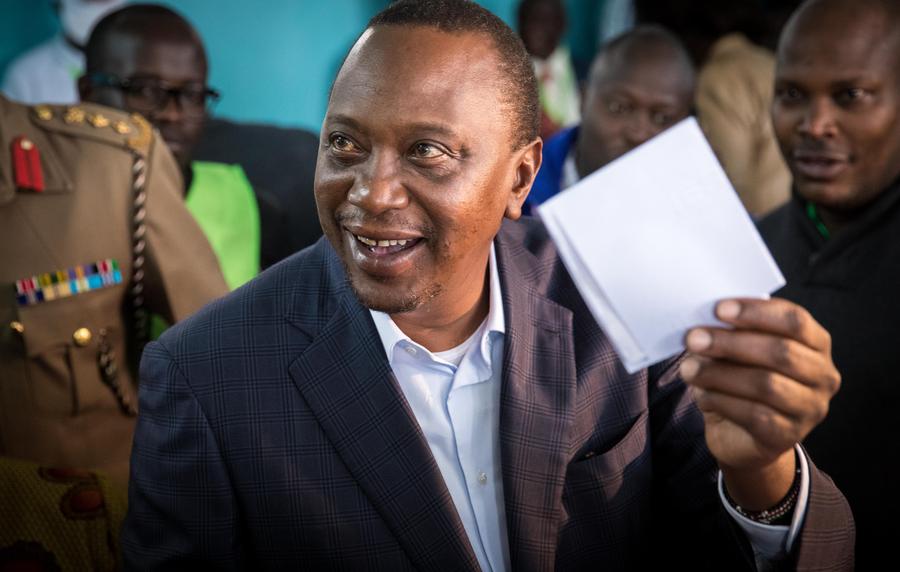 肯尼亚现任总统肯雅塔赢得连任