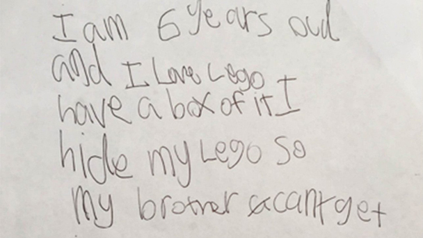 萌翻了！6岁男孩手写求职信 应聘玩具公司模型设计师