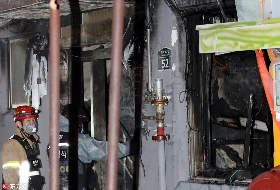 韩国首尔一旅馆疑遭泼汽油纵火 致6死5伤
