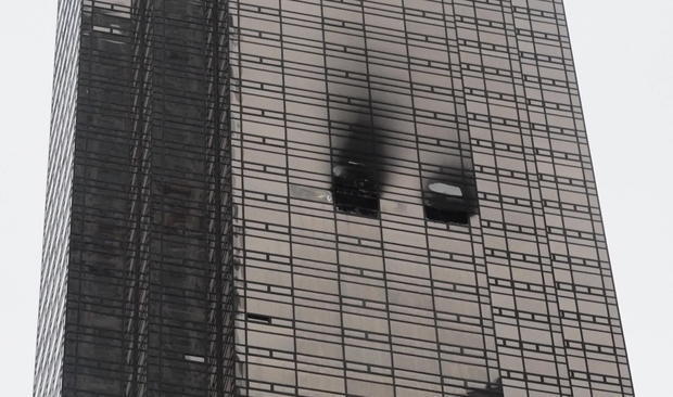 纽约特朗普大厦50层起火致1死 目击者：场面宛如911恐袭