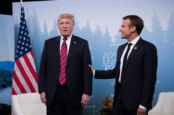 “复仇大成功！”——这次G7峰会，马克龙将特朗普攥出了白手印