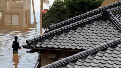 日本暴雨成灾多地雨量创纪录 85人死亡近百人失踪