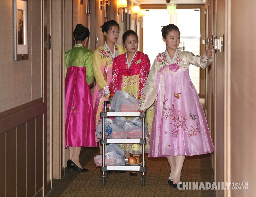 韩朝离散家属在酒店客房内单独团聚