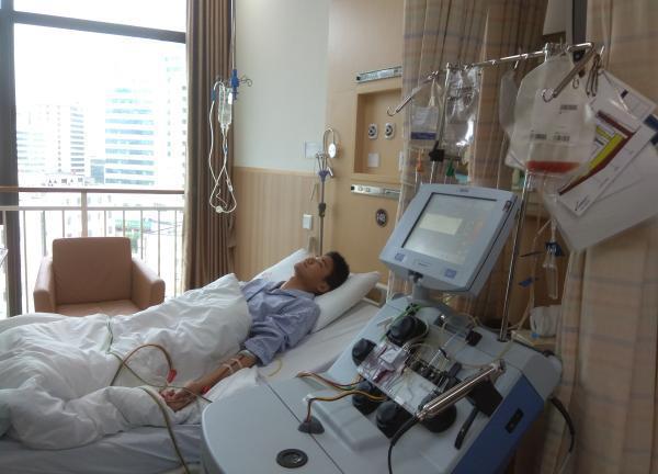 18岁的承诺实现，上海“95后”捐造血干细胞挽救香港患者