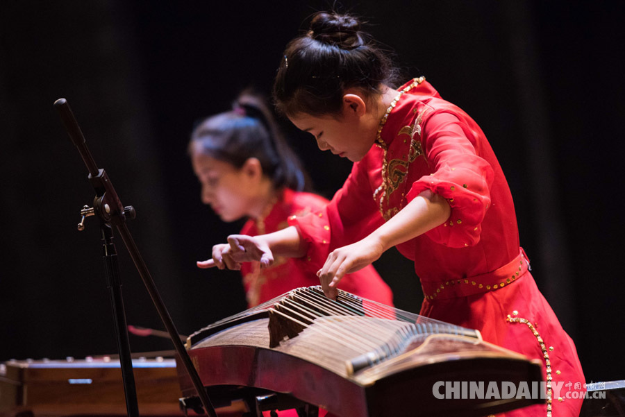 “儒风新韵”中国传统民乐歌舞演出在埃及受欢迎