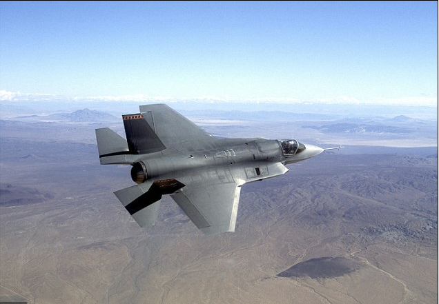 低压涡轮叶片现裂痕 美军停飞所有F-35战斗机