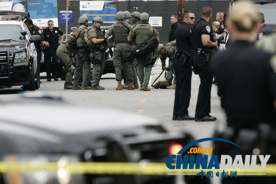 美国加州圣莫尼卡学院发生枪击案 7人死亡