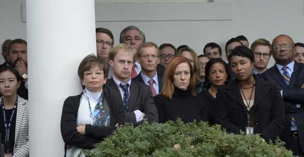 特朗普胜选后奥巴马发表演讲 白宫员工表情凝重