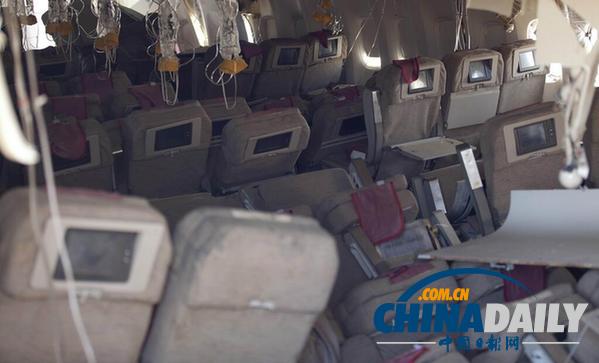 警察向失事韩亚客机内扔工具刀助乘客割断安全带