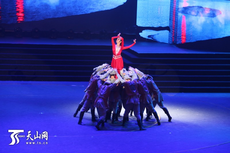 中国好舞蹈冠军古丽米娜个人专场舞蹈《花
