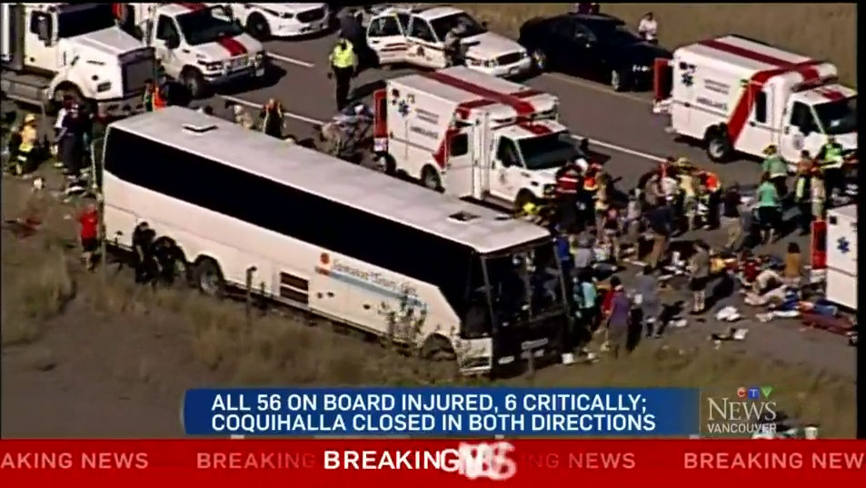 一旅游大巴在加拿大翻车 56名游客受伤多为华人（组图）