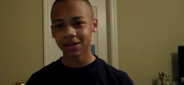 美12岁男孩发视频质疑奥巴马不爱国 遭脸谱封号