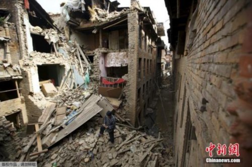 俄媒：90名俄救援人员飞赴尼泊尔地震灾区
