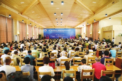 第二届中国延边•俄罗斯远东市长合作会议在珲春举行