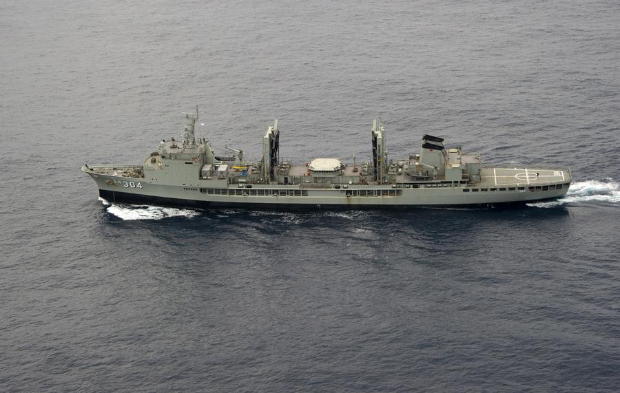 澳大利亚发现两个可疑物体 海军舰艇正尝试定位