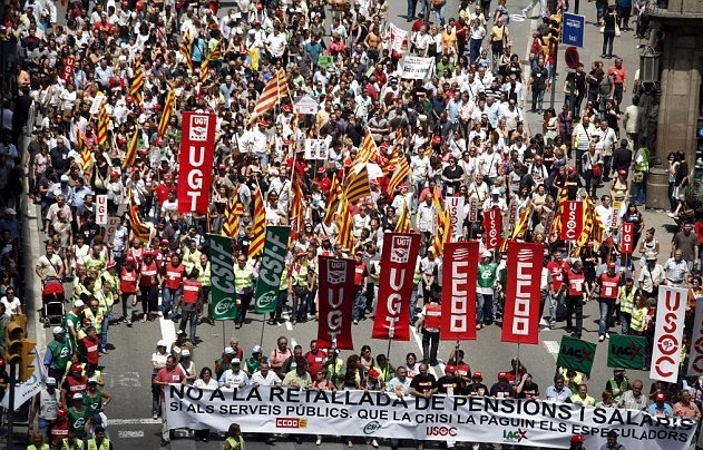 西班牙应召女郎对银行家举行“性罢工” 要挟其多发贷款