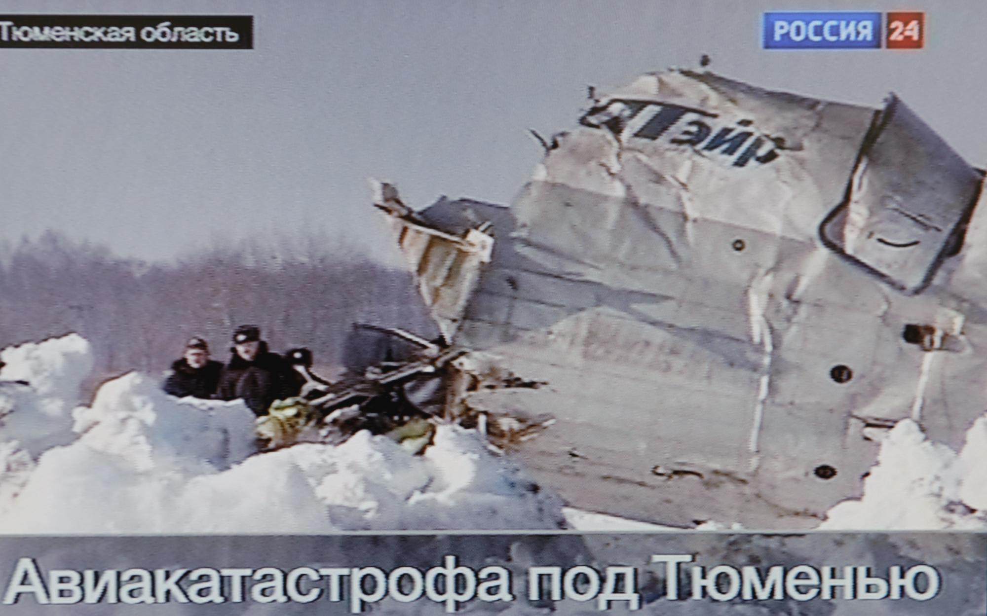 俄罗斯载43人客机起飞后不久坠毁 31人死亡12人生还