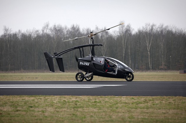 荷兰公司推出飞行汽车 陆空最高时速180公里